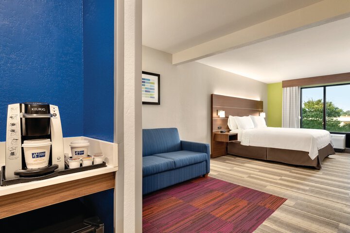 Holiday Inn Express Hotel & Suites Lavonia by IHG