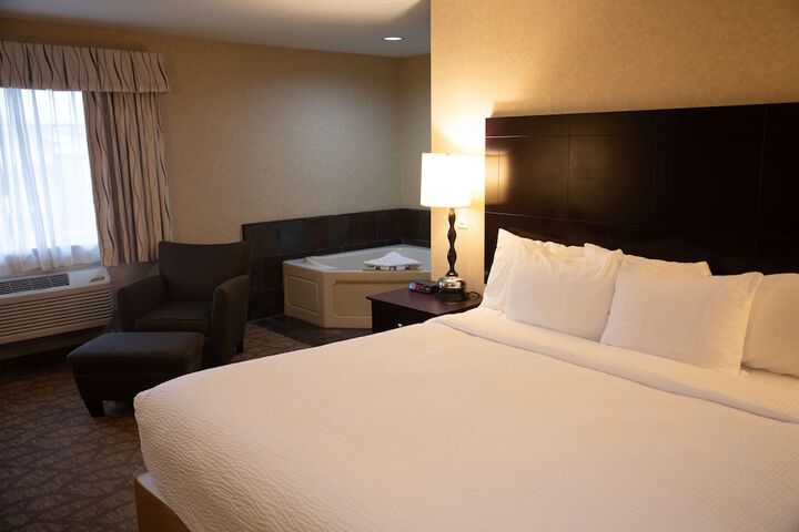 Room 8 of 47
