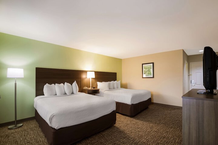 Room 8 of 26