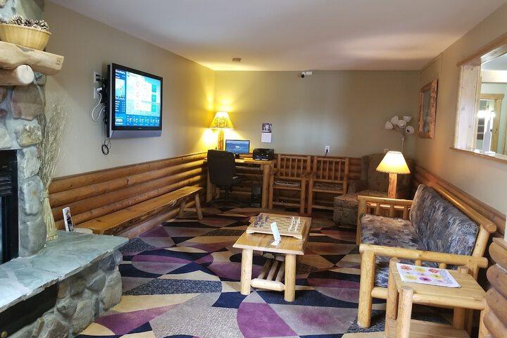 Room 21 of 39