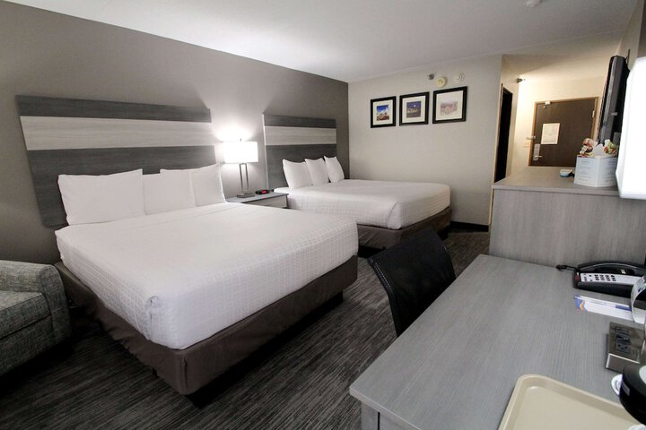 Room 9 of 22