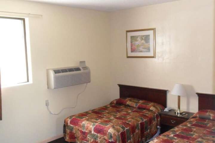 Red Carpet Inn