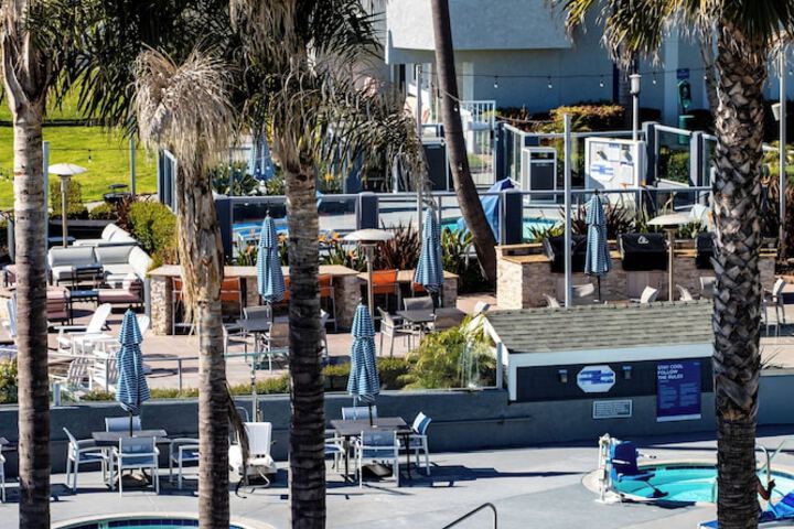 SeaCrest OceanFront Hotel
