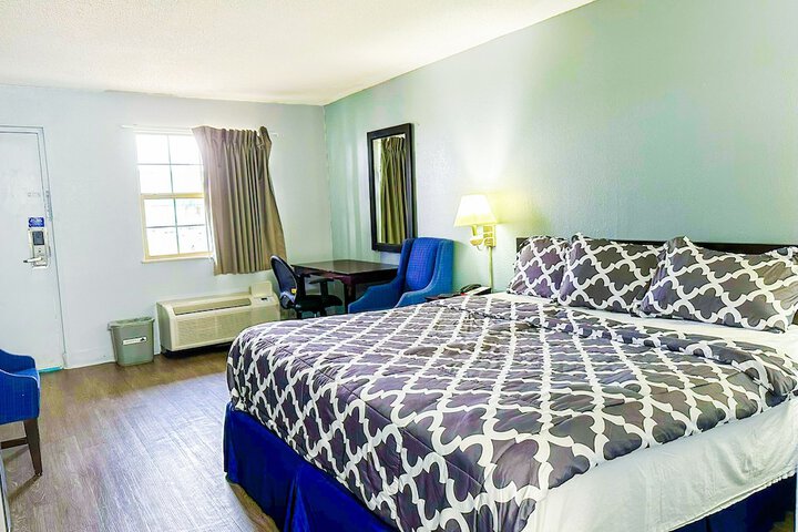 Room 44 of 58
