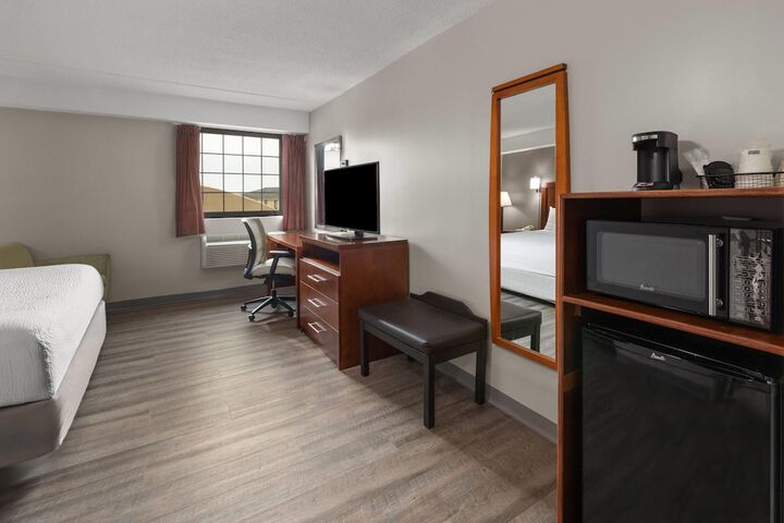 Days Inn by Wyndham Dumfries Quantico
