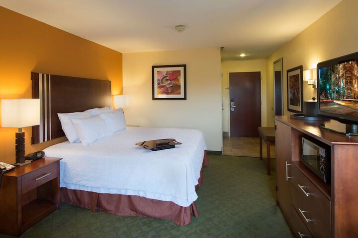 Room 16 of 26