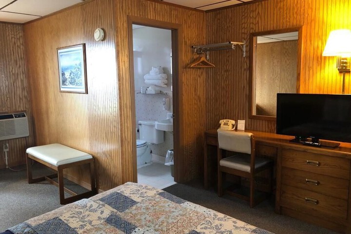 Room 20 of 53