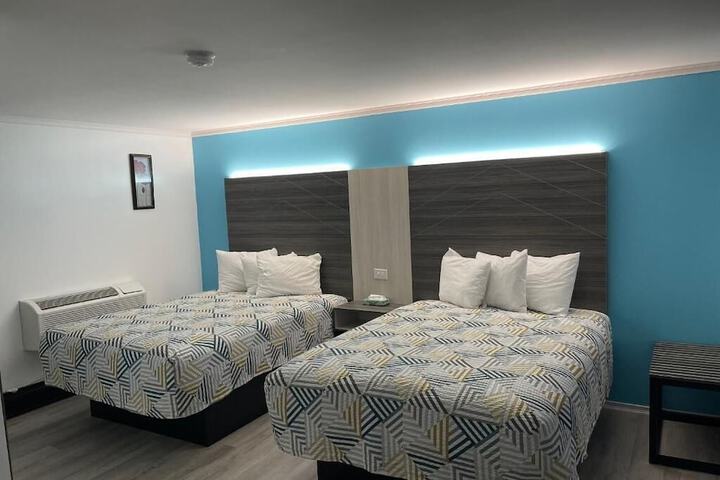 Room 14 of 42