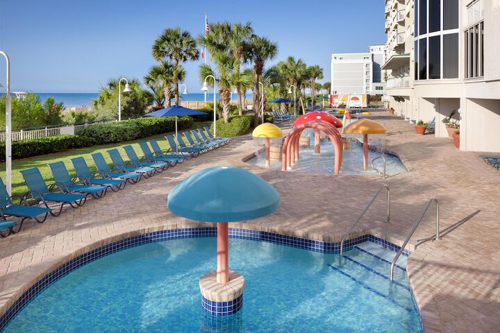 Hampton Inn & Suites Myrtle Beach / Oceanfront