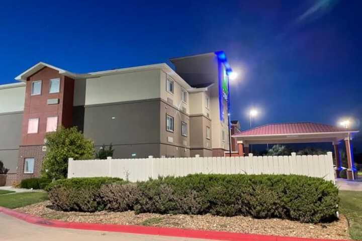 Hotel 2 of 28
