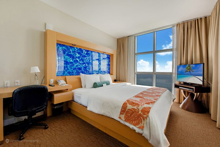 Room 30 of 119