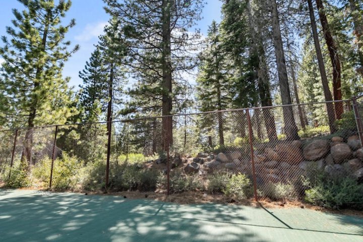 Enjoy Forest Views Retreat at Kingswood Village!