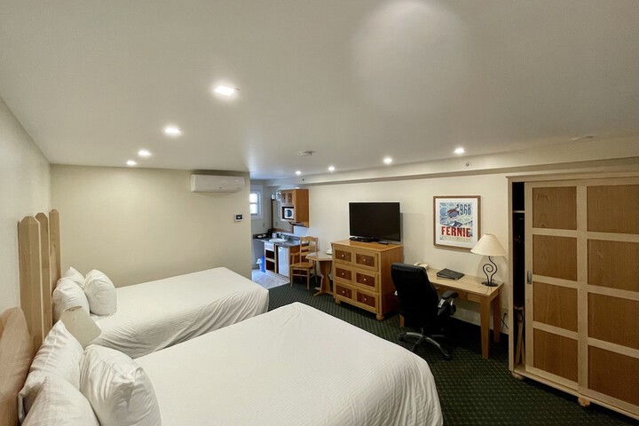 Room 15 of 61