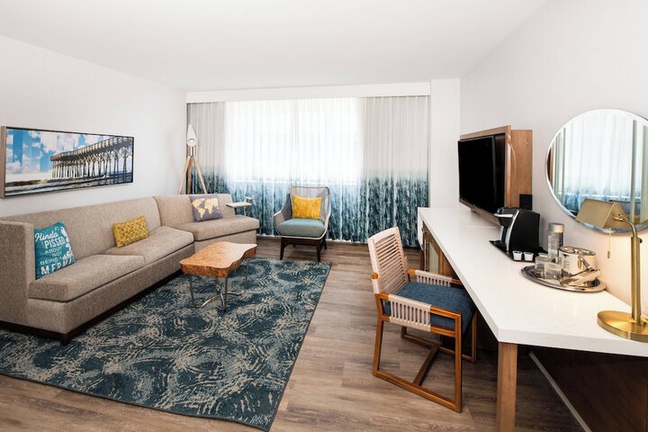 Renaissance Newport Beach Hotel