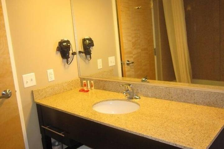 Room 42 of 49