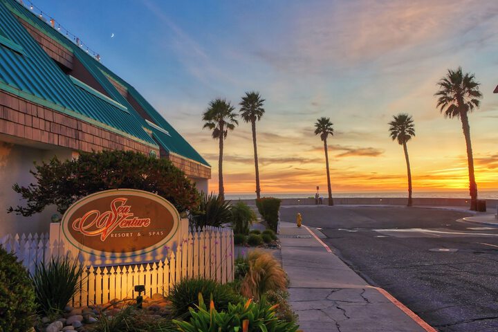 SeaVenture Beach Hotel