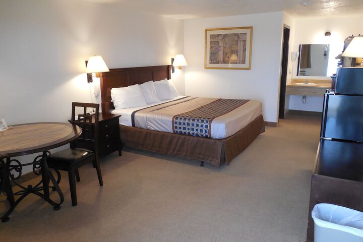 Room 30 of 54