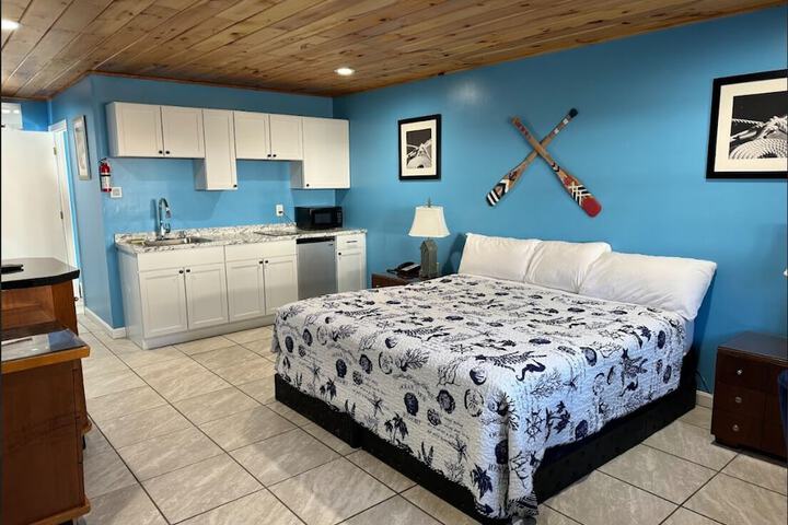 Room 66 of 105