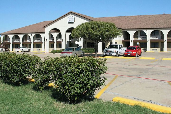 Weatherford Heritage Inn