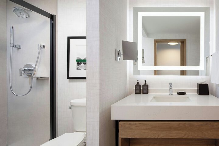 Sheraton Westport Chalet Hotel St. Louis