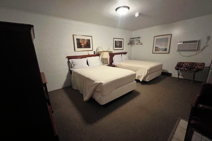 Hotel Prairie Winds Carthage Keokuk Hwy 136
