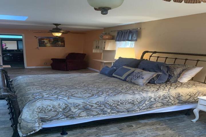 Room 14 of 39