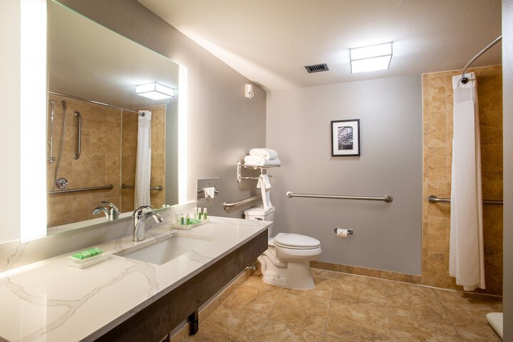 Holiday Inn Conference Center - Valdosta by IHG