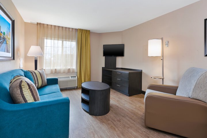 Candlewood Suites Rocky Mount by IHG
