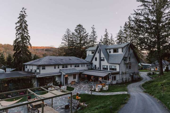 Hotel 8 of 77