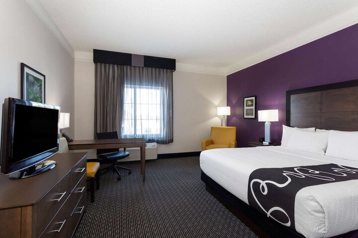 La Quinta Inn & Suites by Wyndham Denver Boulder-Louisville