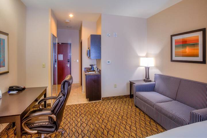Room 31 of 46