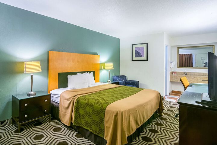 Room 14 of 31