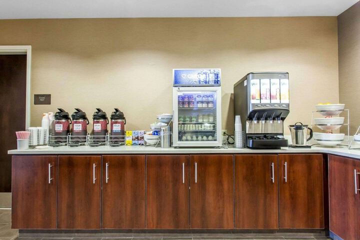 Comfort Suites Youngstown North