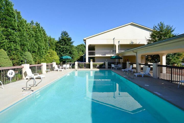Pool 3 of 41