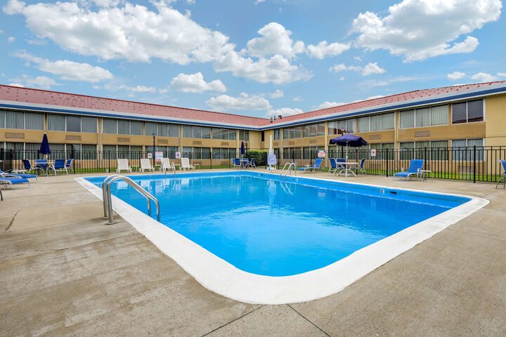 Pool 2 of 42