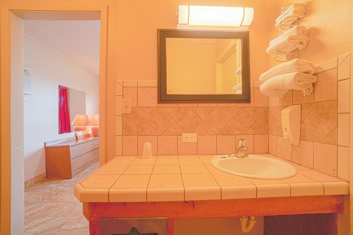 Vali Ho Motel by OYO Weslaco Mercedes