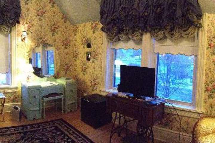 Room 64 of 78