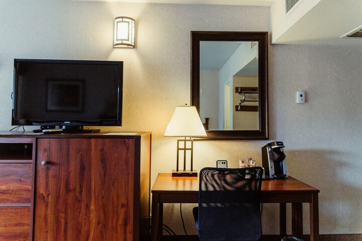 Room 40 of 59