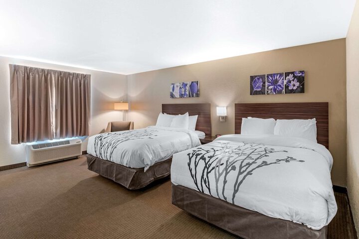 Room 18 of 35