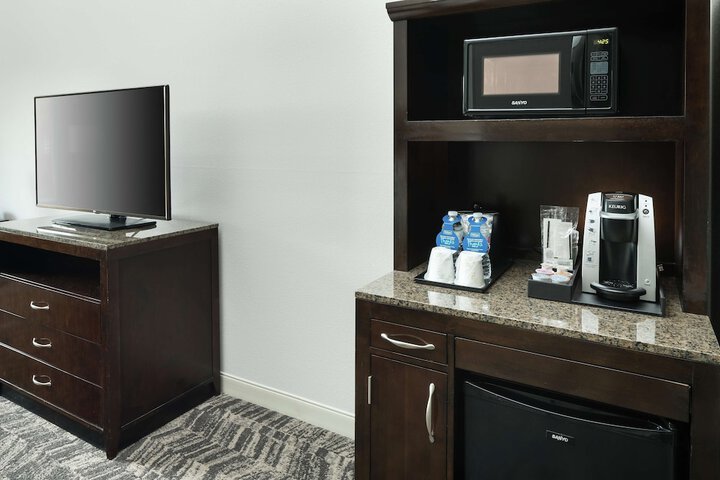 Room 28 of 54