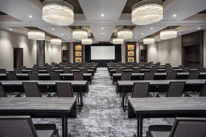 The Row Hotel at Assembly Row Autograph Collection