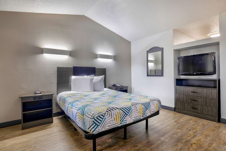 Room 20 of 45