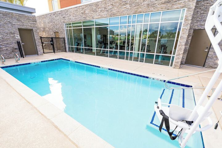 Pool 4 of 25