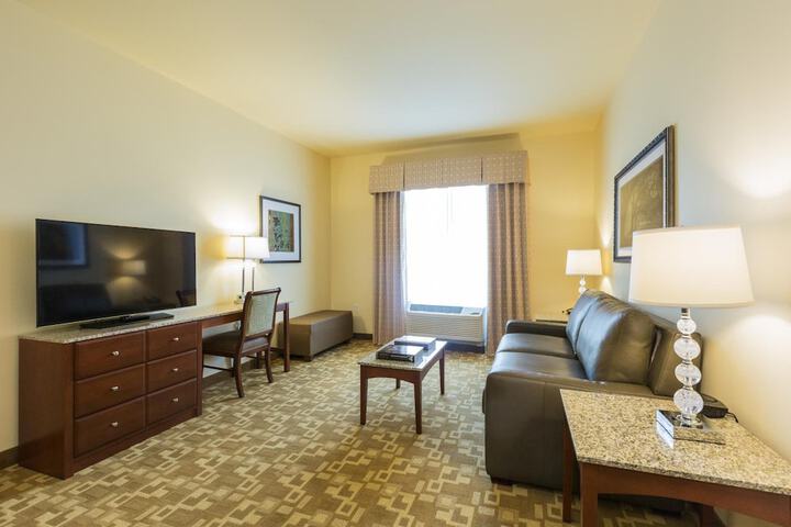 Room 11 of 23