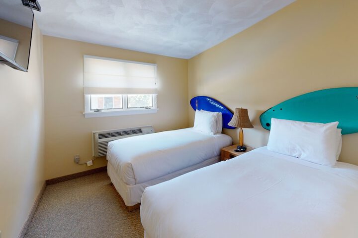 Breezeway Boutique Hotel