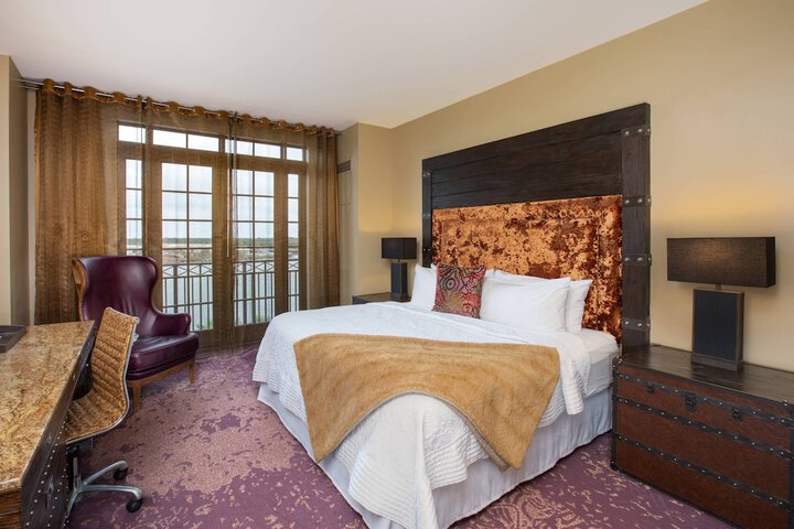 Room 4 of 50
