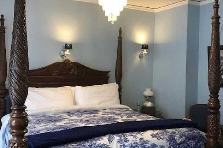 Room 5 of 26