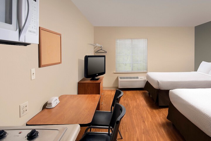 Room 21 of 39
