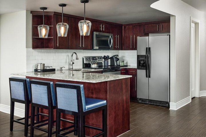 Hotel Alex Johnson Rapid City Curio Collection by Hilton