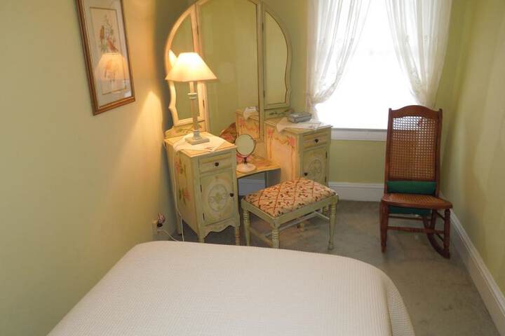 Room 12 of 31
